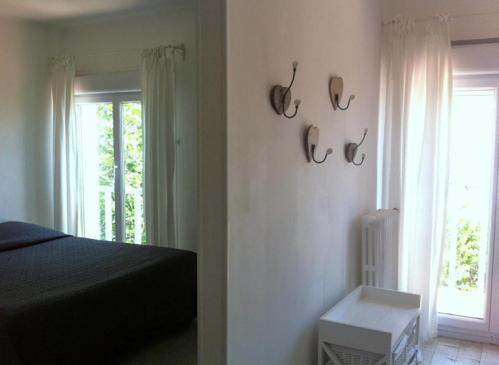 Les Vagues Hotell Saintes-Maries-de-la-Mer Rom bilde